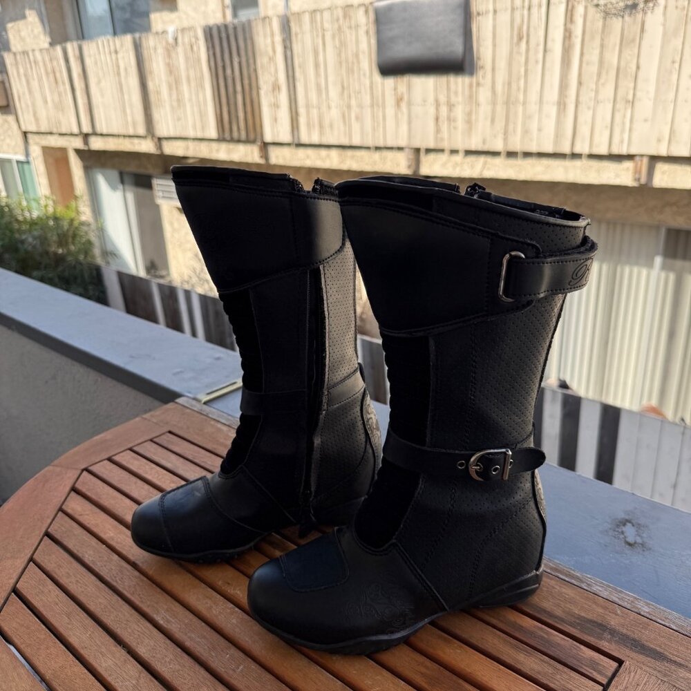 Joe Rocket Heartbreaker Motorcycle Riding Boots With Buckle Strap & Side Zippers - Picture 2 of 10